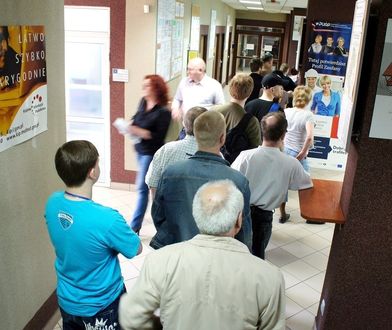 Ukraińcy miesiącami czekają na decyzję urzędów. Sądy nie mają litości