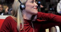 Sharon Stone na Szczycie Noblistów bez stanika