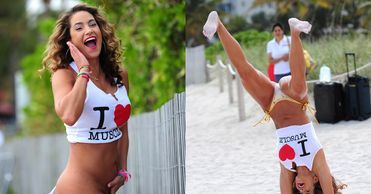 Jennifer Nicole Lee wariuje na plaży!