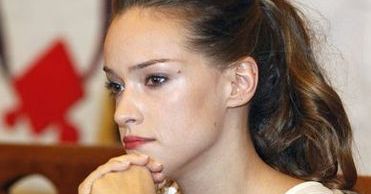 Alicja Bachleda-Curuś wściekła na ojca swojego syna!