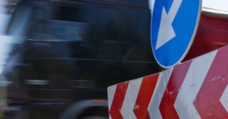 Tragedia na DK14 w Łódzkiem. Nie żyje pieszy