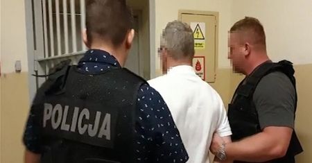 Gdańsk. Dyplom za pieniądze. Nauczyciel wpadł podczas sprzedaży