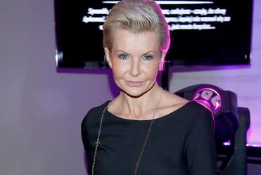 Joanna Racewicz zaczyna przypominać siebie?