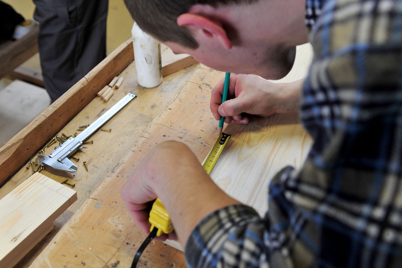 Szkolnictwo zawodowe bez szans. Nie ma kadry, bo sprzątaczka zarabia więcej niż nauczyciel