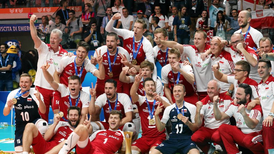 Zwycięska polska drużyna siatkarzy