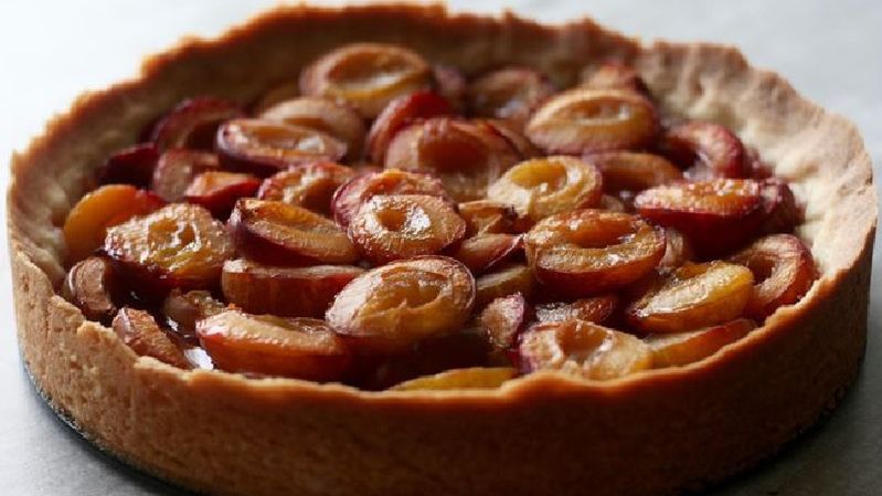 Deser ceniony od lat. Tarta ze śliwką według przepisu z 1837 roku