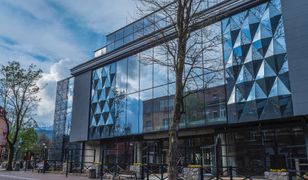 Trzypiętrowe centrum handlowe otwiera się przy Krupówkach. Budowa trwała kilka lat