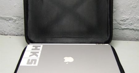 "Wszystkoodporna" walizka na laptopa