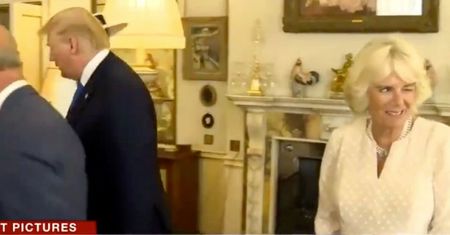 Camilla Parker Bowles puściła oczko na spotkaniu z Trumpem. Ludzie "rozgryźli" gest