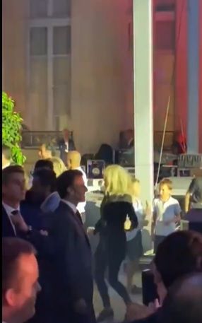 Brigitte Macron tańczy - screen Twitter