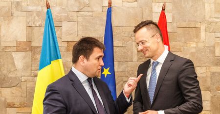 Ukraina wyrzuca węgierskiego konsula