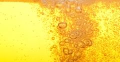 Piwo i cola nie tylko do picia. Nietypowe kosmetyki dla włosów