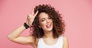 Pielęgnacja włosów kręconych – najpotrzebniejsze kosmetyki