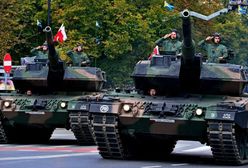 Nocna próba przed defiladą wojskową w Warszawie