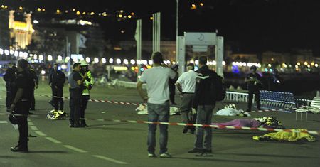 Gen. Polko o zamachu w Nicei: po Euro 2016 w służbach nastąpiła ulga, terroryści wykorzystali ten fakt