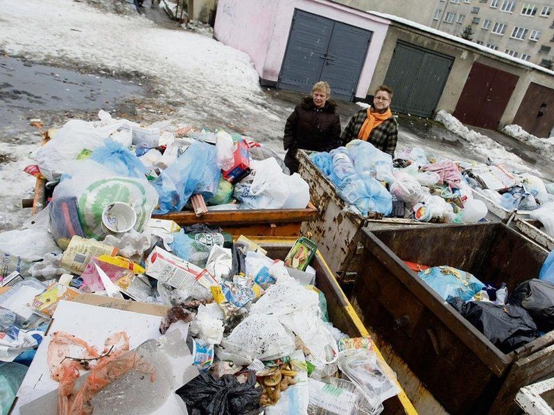 Mieszkańcy Oruni i Wrzeszcza toną w śmieciach