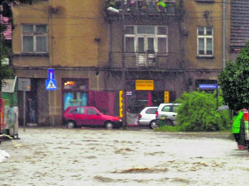 Kraków: czy przepadną nam pieniądze na remont dróg?