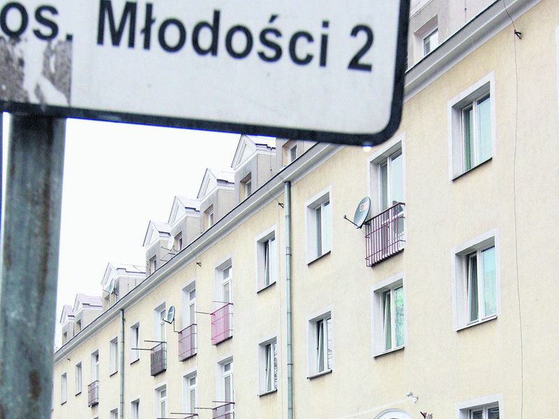 Kraków: Huta chce sprzedać mieszkania za grosze