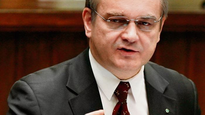 Pawlak przekonuje, że nie musiał ujawniać wszystkich posad