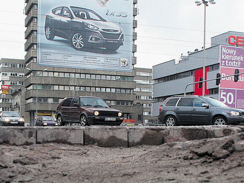 Po Piotrkowskiej będą mogły jeździć samochody