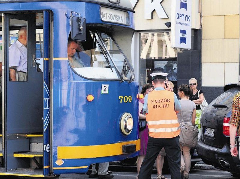 Parkujesz przy torach? Pożałujesz