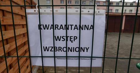 Koronawirus w Polsce. Miejsca zbiorowej kwarantanny na Mazowszu. Gdzie je znajdziemy?