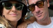 Anna i Robert Lewandowscy pozują na wspólnym zdjęciu. Podpis rozbawił internautów do łez: "Opis taki idealny"