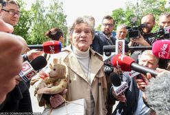 Wanda Traczyk-Stawska przyszła pod Sejm z małpką. Ma ją od upadku powstania