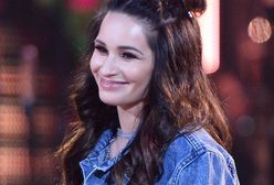 Ewelina Lisowska całuje się z chłopakiem. Jest w nim po uszy zakochana