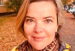 Monika Zamachowska uśmiechnięta. Cieszy się słońcem