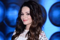 Ewelina Lisowska pręży się na rajskiej plaży. Zabrała siostry na Karaiby