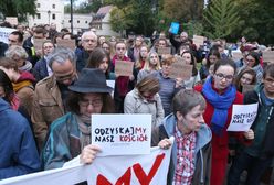 Kraków. Protest pod oknami arcybiskupa Marka Jędraszewskiego