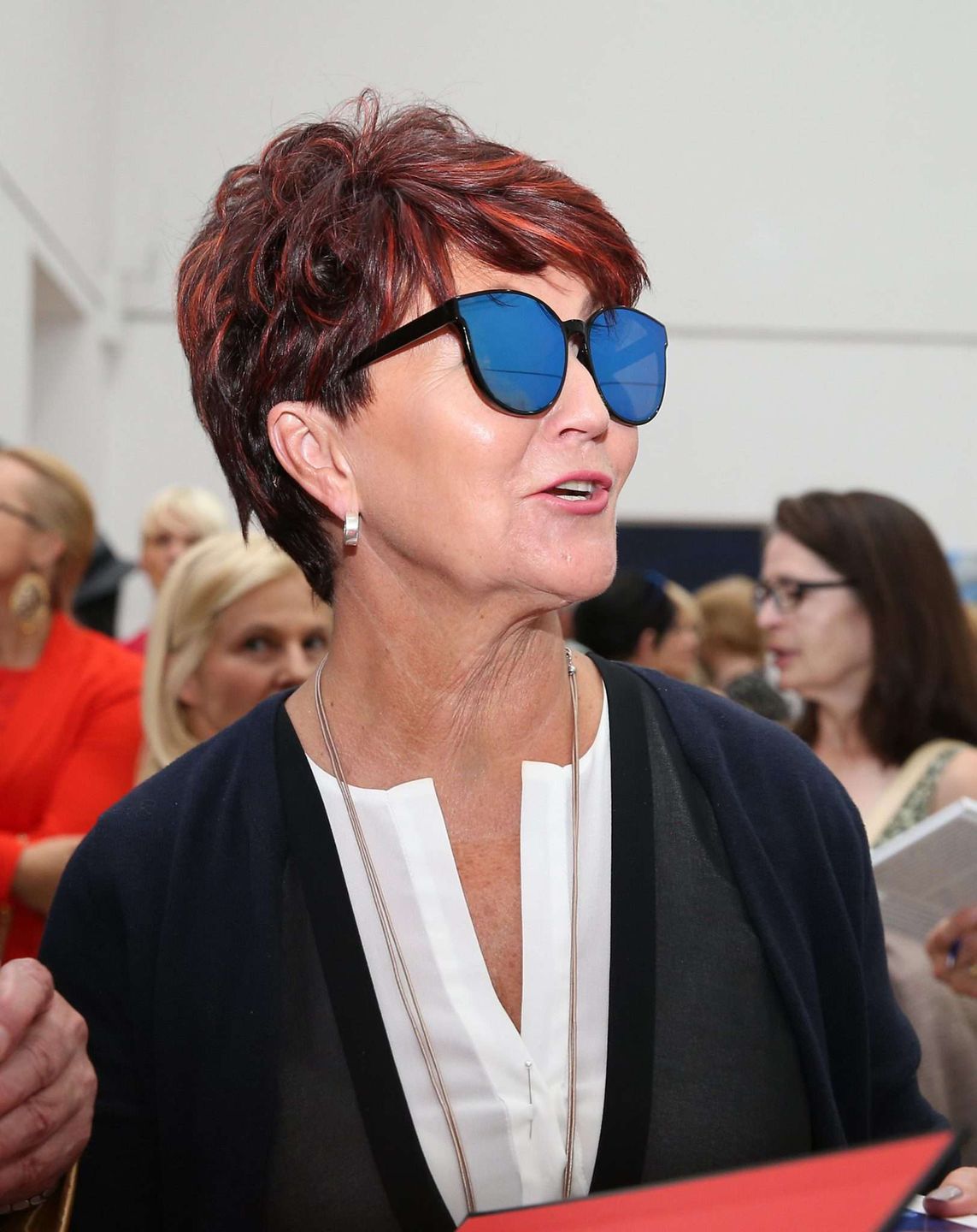 Jolanta Kwaśniewska w modnych okularach