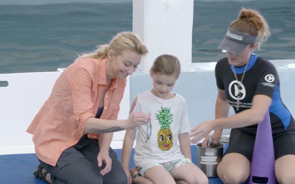 Martyna Wojciechowska na planie programu z córką Marysią! WIDEO