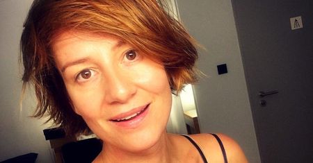 Maja Ostaszewska cała w prześwitach. Tył sukni robi wrażenie