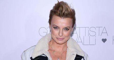 Katarzyna Sokołowska pozuje w zwiewnej sukience. Wszyscy patrzą na buty za prawie 1,6 tys. zł