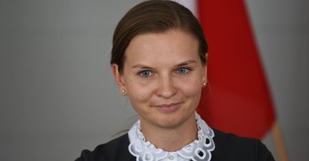 Prezeska Fundacji Otwarty Dialog wydalona z Polski i Unii Europejskiej. Jej mąż krytykował PiS