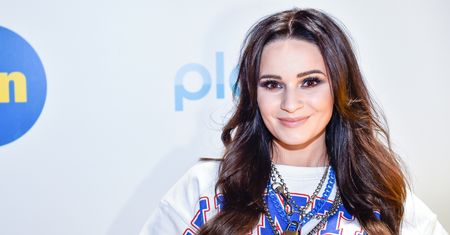 Ewelina Lisowska z siostrami. Mają za sobą sceniczny debiut