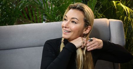Kabula spotkała się z biologiczną mamą. Martyna Wojciechowska pokazała zdjęcia
