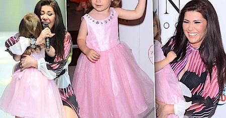 Iwona Węgrowska zaszalała z dwuletnią córeczką na celebryckiej imprezie! Dziewczynka przyćmiła wszystkie gwiazdy!