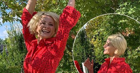 Małgorzata Kożuchowska szaleje w zachwycającej sukience. Znamy cenę i markę