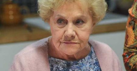 Teresa Lipowska wspomina początki serialu "M jak Miłość" i ogłasza smutną prawdę: "Rodzina zaczęła pękać". Jej słowa budzą niepokój