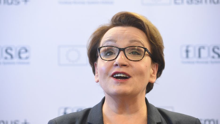 Min. Anna Zalewska