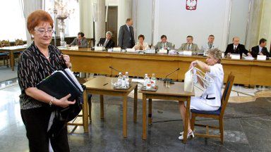 Dyrektor Departamentu Prawnego KRRiT Janina Sokołowska i główna legislator z Rządowego Centrum Legislacyjnego Bożena Szumielewicz