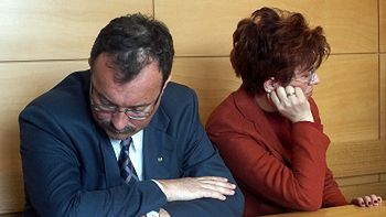 Aleksandra Jakubowska i Włodzimierz Czarzasty na sali sądowej