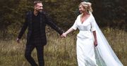 Internet tonie w zdjęciach ze ślubu Wojciechowskiej i Kossakowskiego. Przyjaciele pokazali więcej niż para młoda