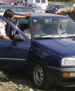 Używane samochody i motocykle coraz tańsze