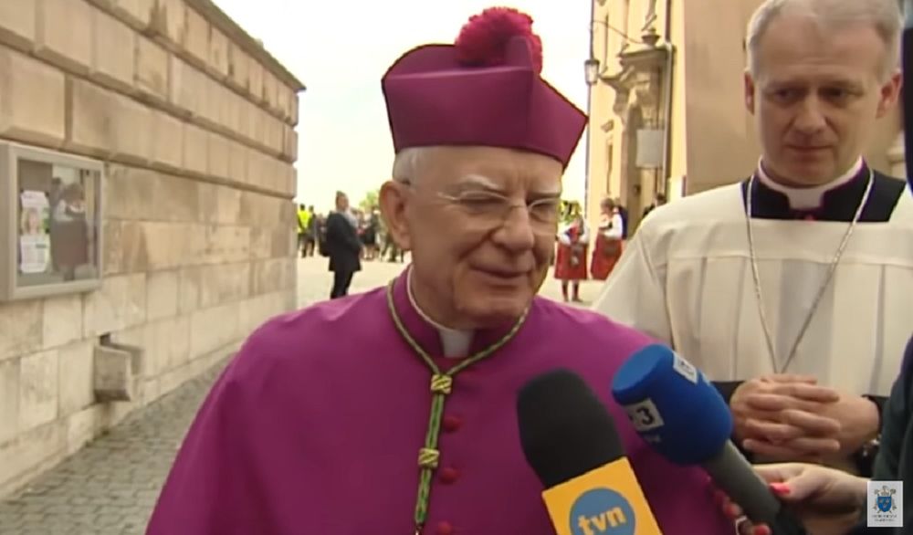 Abp Marek Jędraszewski odpowiedział na pytania dziennikarzy 12 maja.