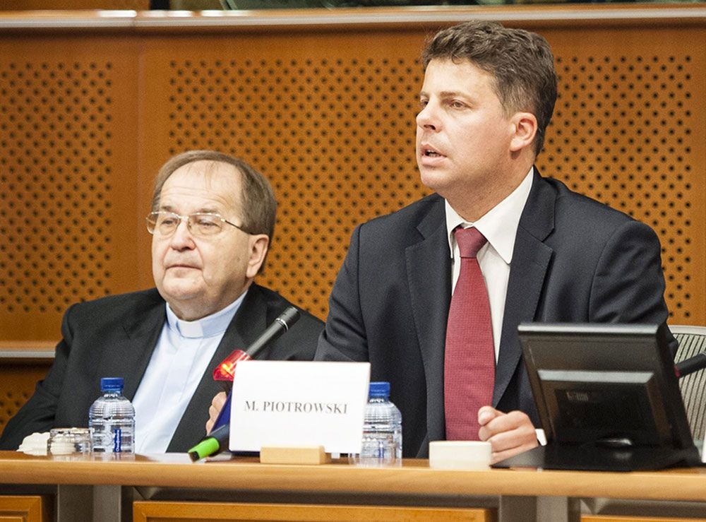 O. Rydzyk i Piotrowski współpracują od lat. W 2012 r. w PE razem bronili TV Trwam