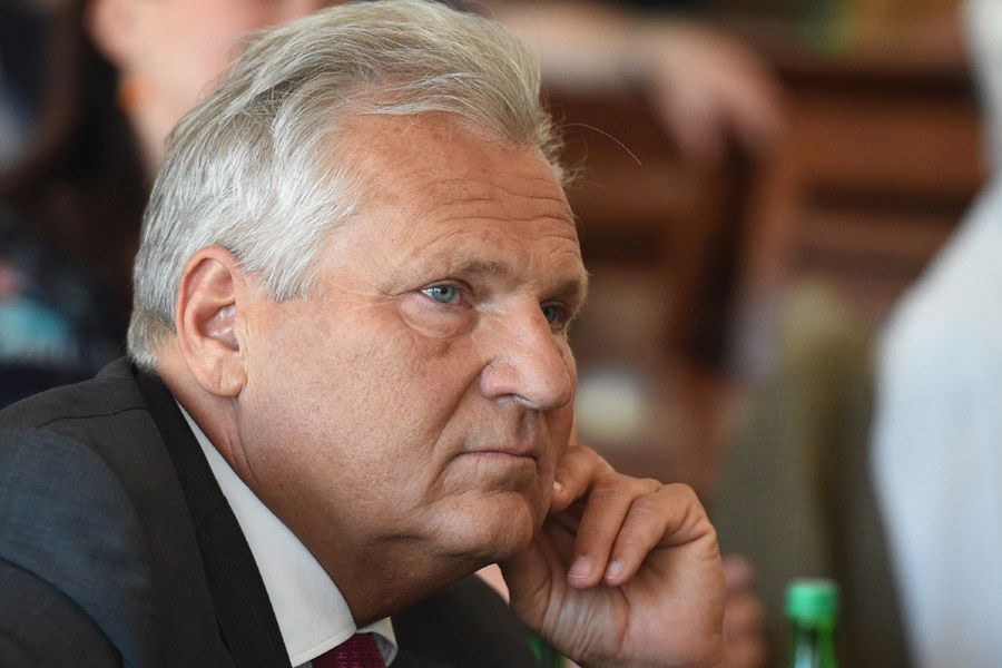 Kwaśniewski: decyzja podjęta przez prezydenta Dudę nieważna i nielogiczna